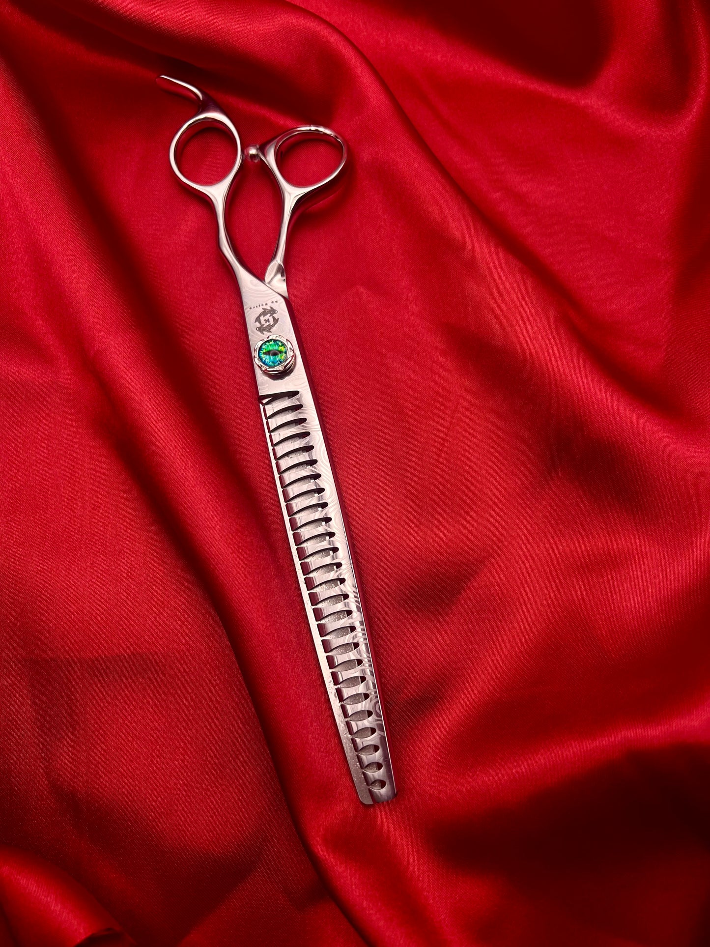 The Dragon 8" Chunker