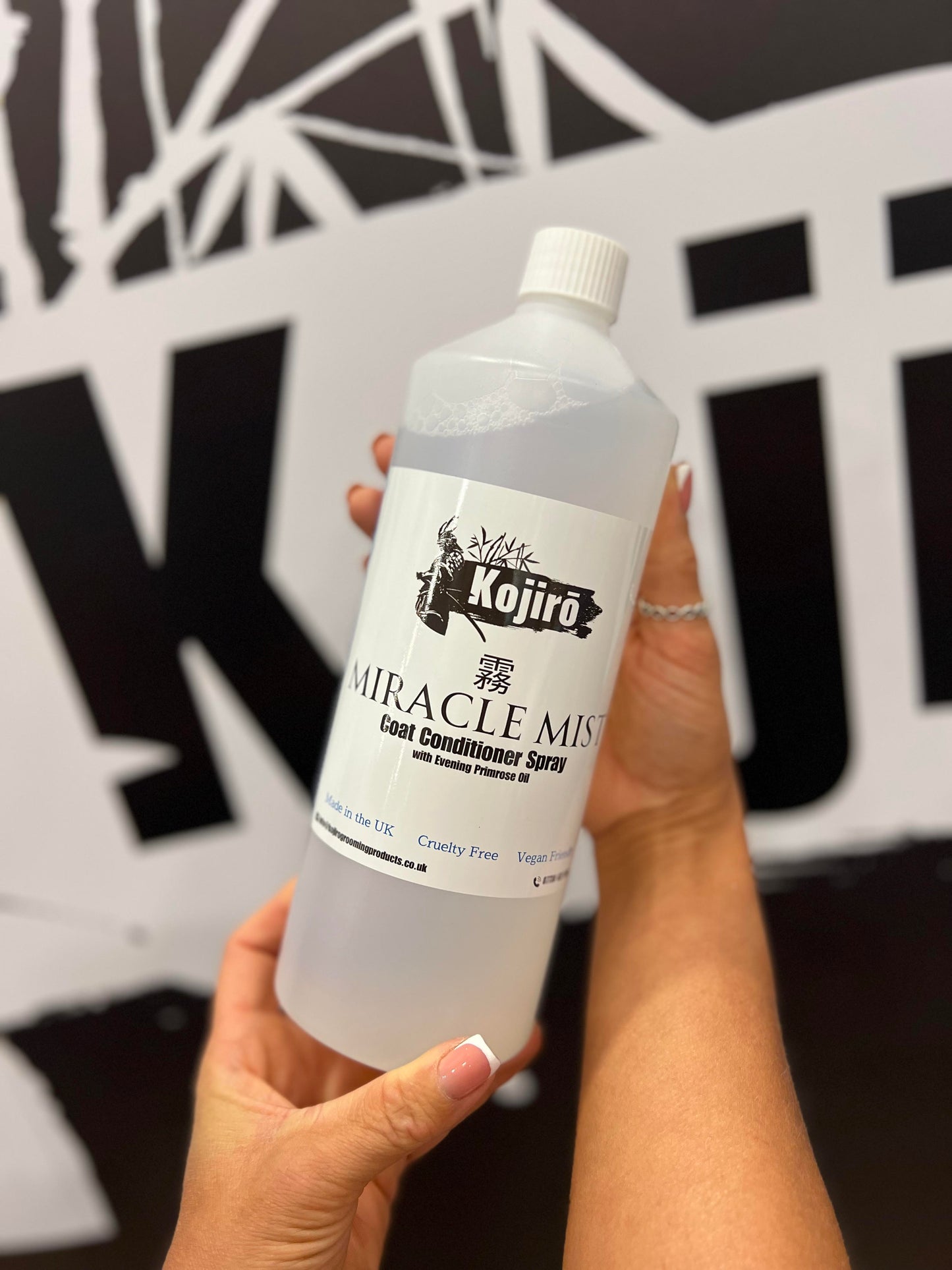 Miracle Mist Coat Conditioner Spray Refill 1L